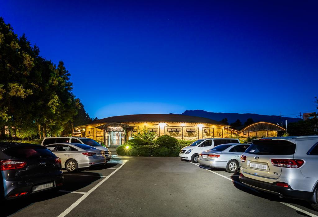 Hostel Kasan Tobang Seogwipo Exterior foto