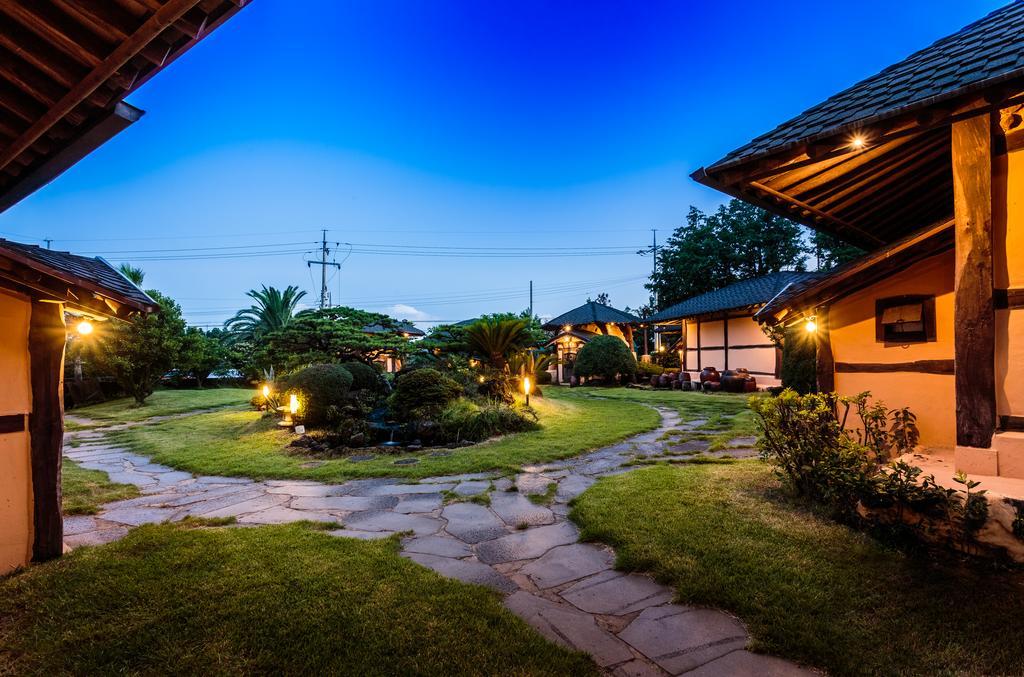 Hostel Kasan Tobang Seogwipo Exterior foto