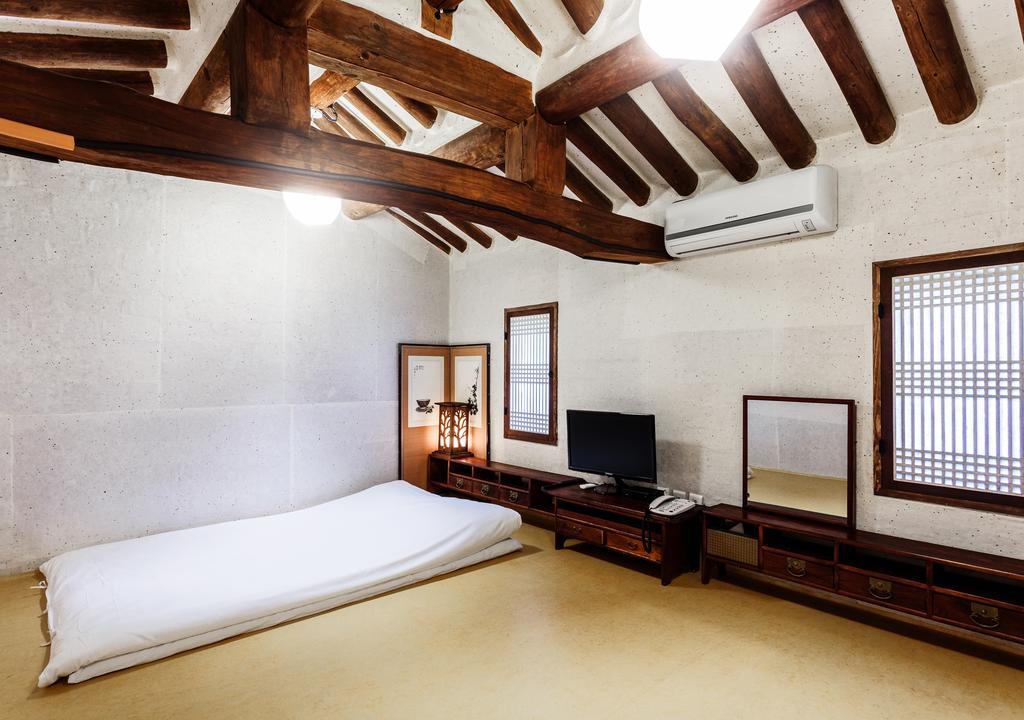 Hostel Kasan Tobang Seogwipo Exterior foto